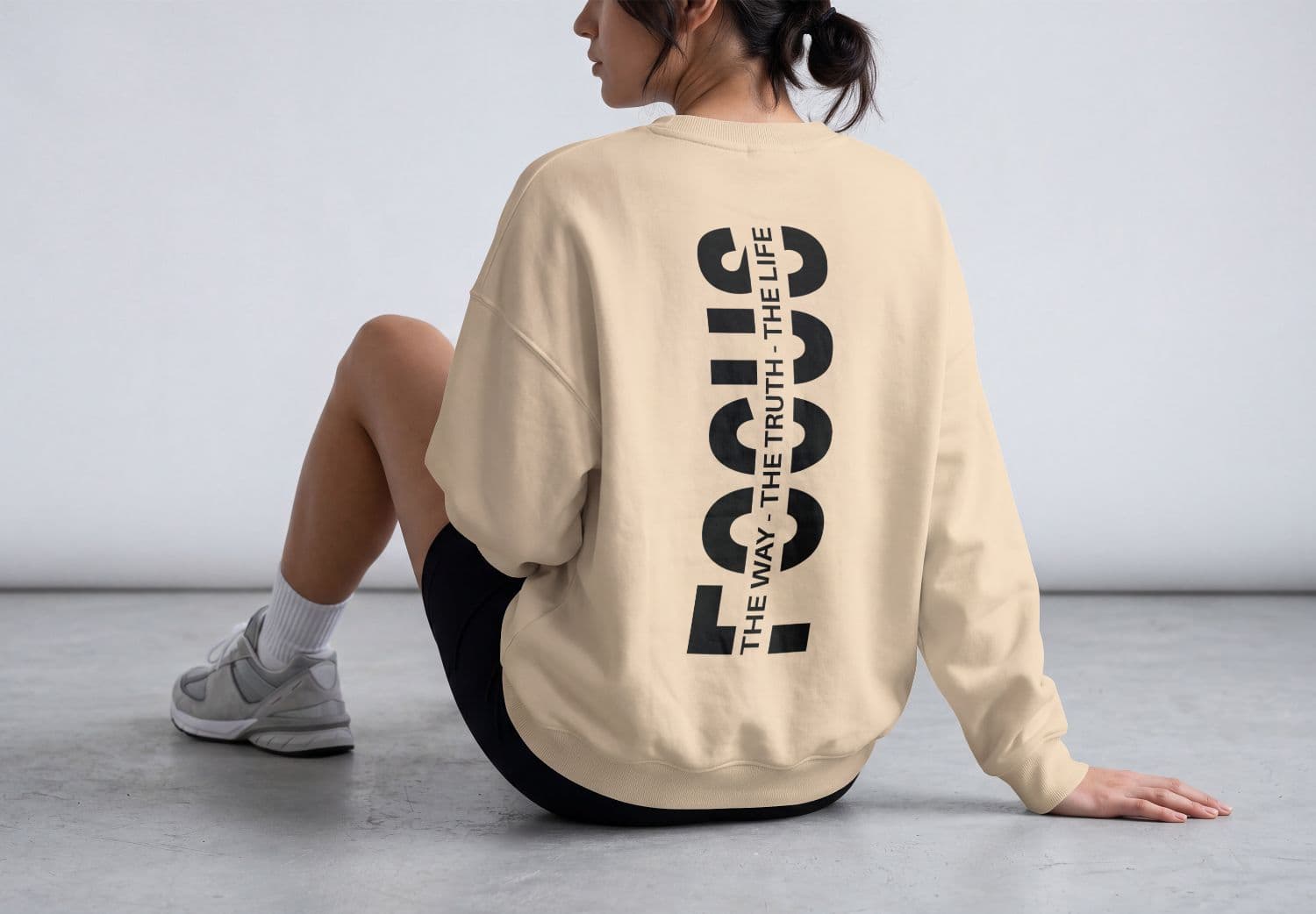 Oversized Sweatshirt Back Print Mockup